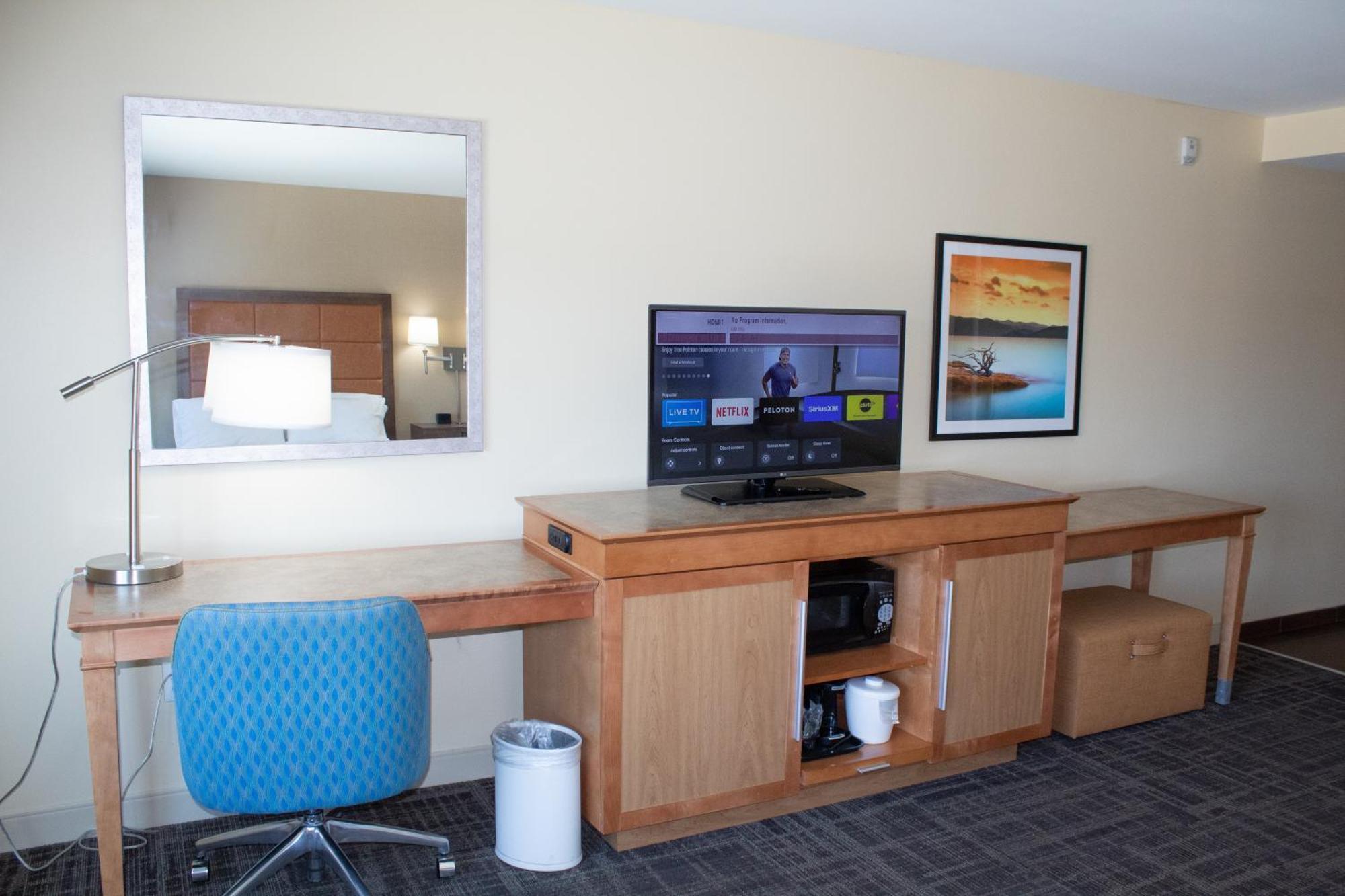 Hampton Inn & Suites Big Rapids, Mi Dış mekan fotoğraf