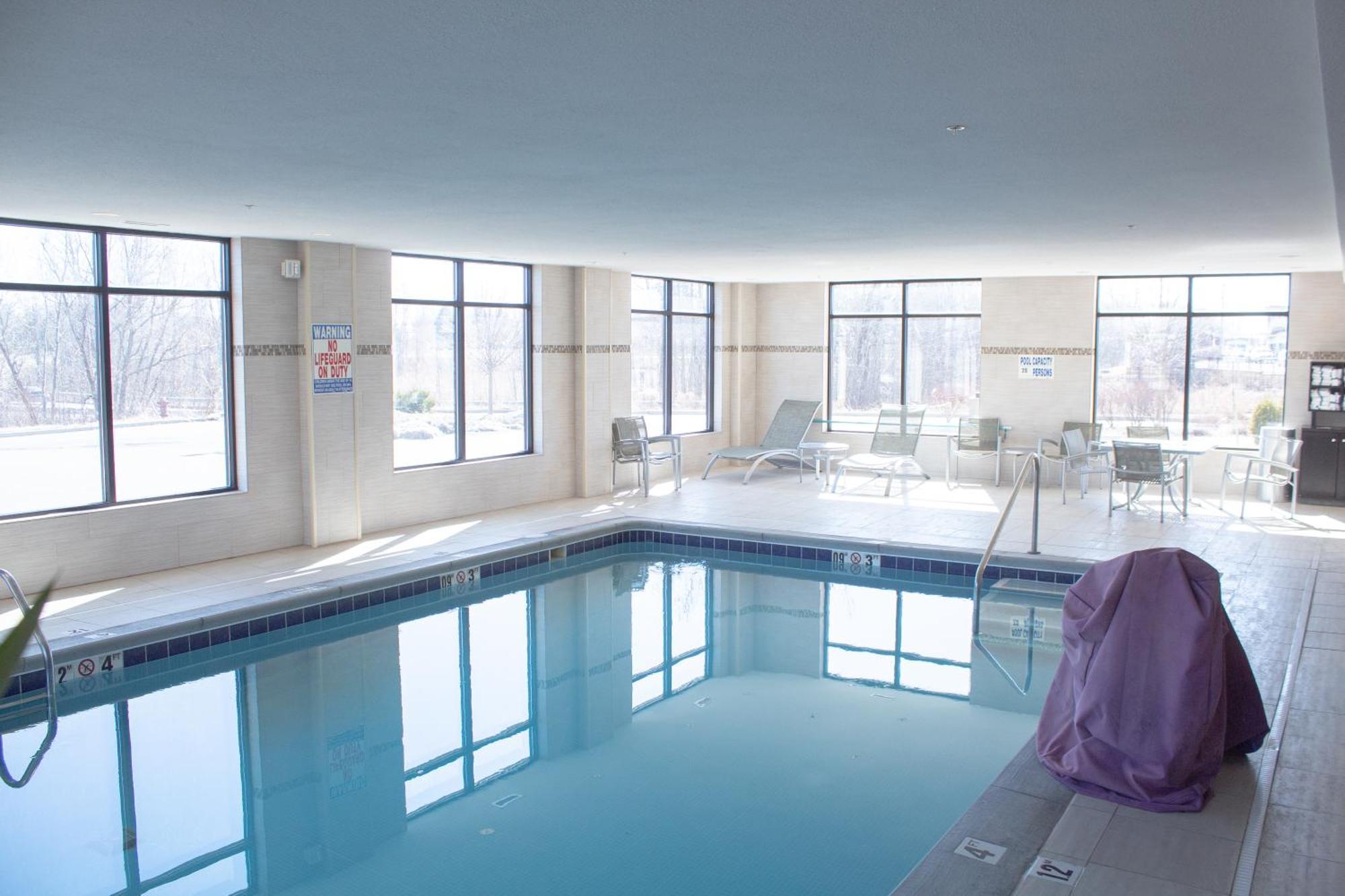 Hampton Inn & Suites Big Rapids, Mi Dış mekan fotoğraf